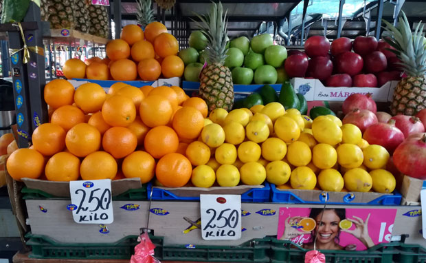 Зашто лимун кошта 300 динара? 